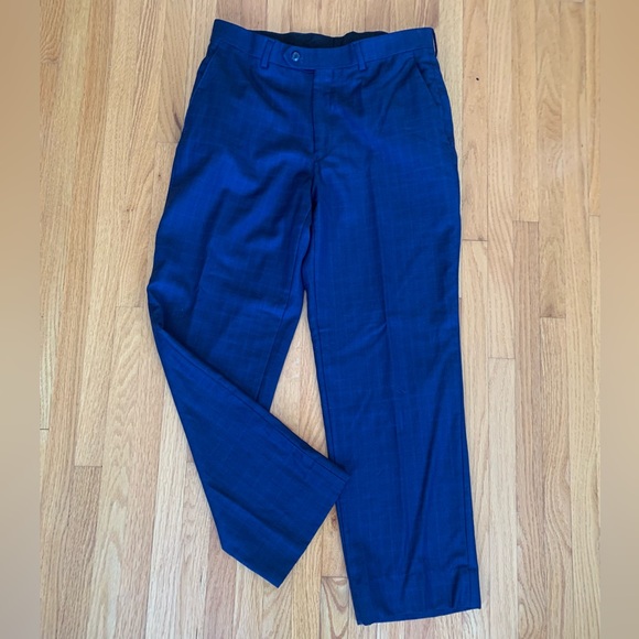 Jos A Bank Traveler Collection Tailored Fit Plaid Suit - Picture 6 of 12